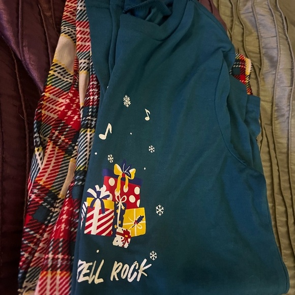 NWT- Kids Pajama Set - size 18/20- Blue and Red Plaid - Picture 2 of 6